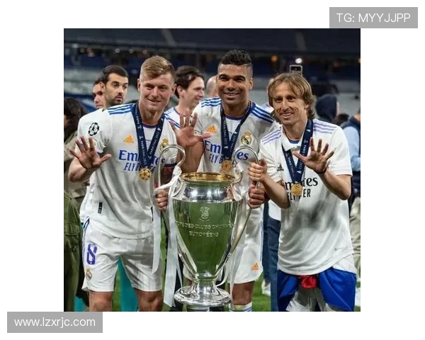 莫德里奇球场上冷静，私下买的那辆车估计得换好几套衣服了吧？