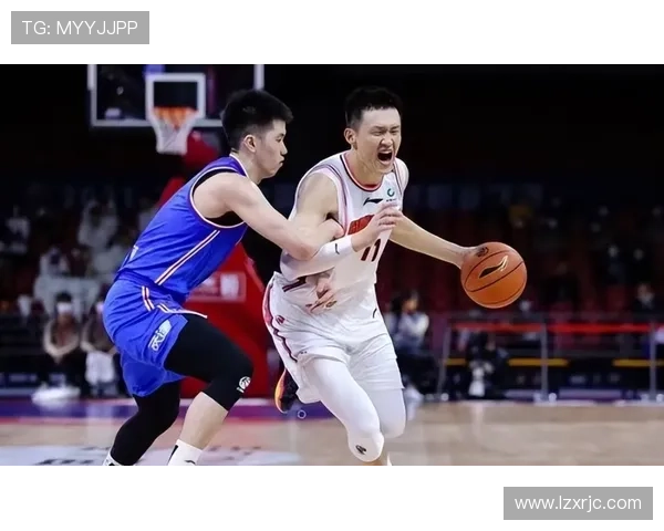 赵睿训练完直接打车去吃人均两千的日料，这自律和放纵切换得也太丝滑了